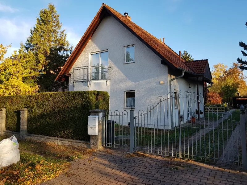 Wohnung im EG eines Einfamilienhauses in Berlin Pankow/Weißensee OT Blankenburgg — photo 1
